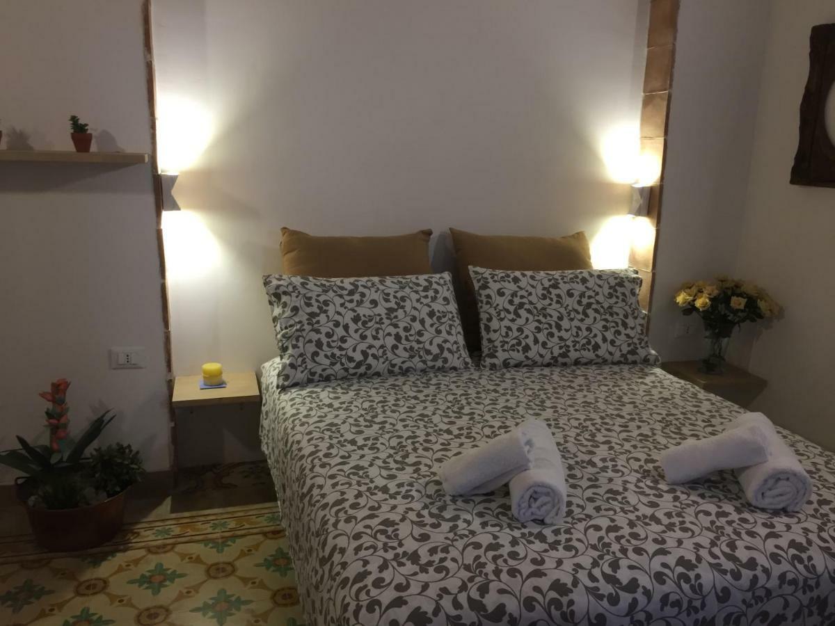 Al Civico 9 Appartement Trapani Buitenkant foto